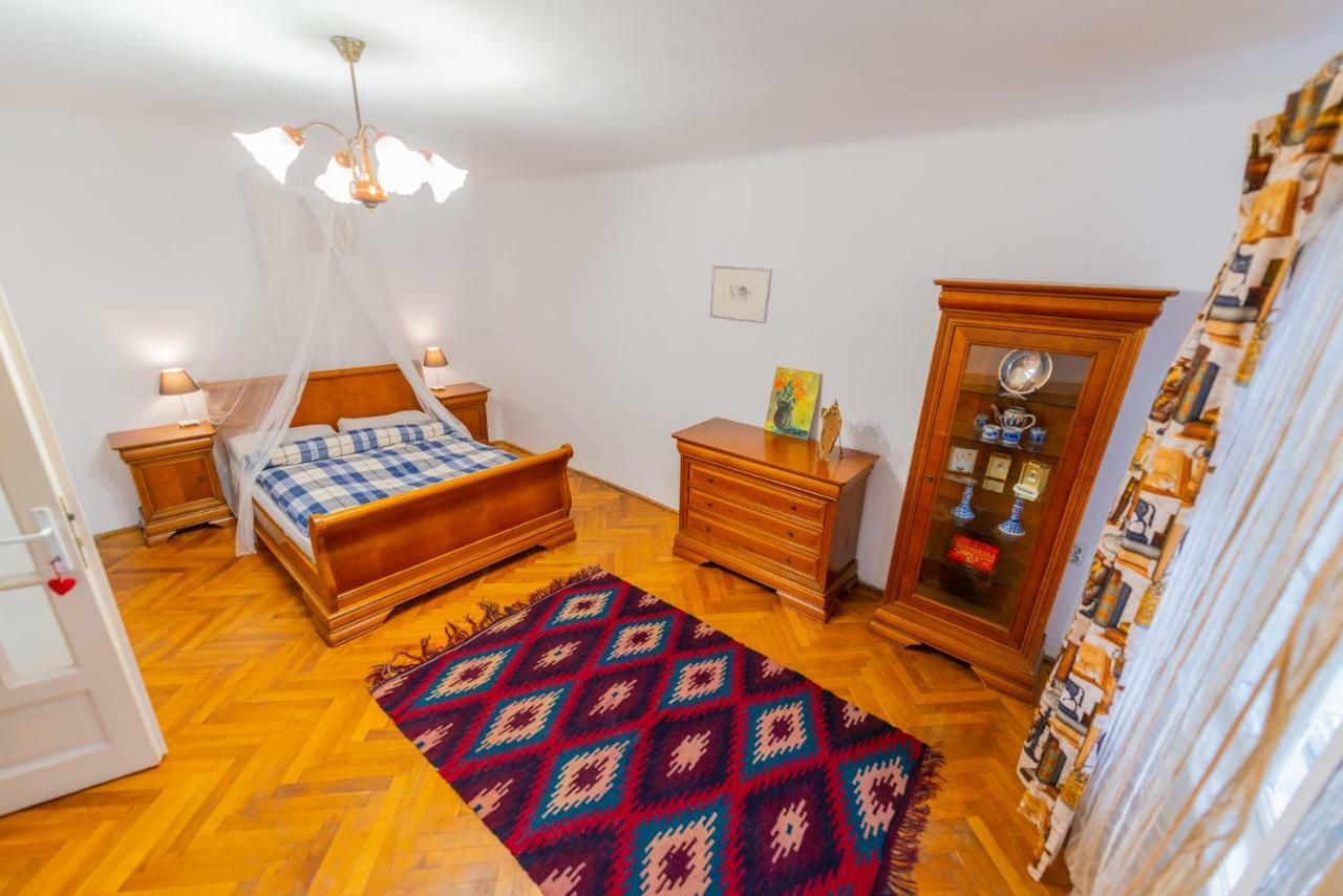 Pine House Apartment Brasov Exterior photo